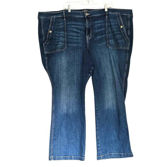 Torrid Straight Leg Trouser Jeans plus size 30R EUC - Picture 1 of 10